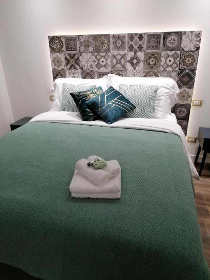Mastrangelo Suite & Spa Палермо Екстериор снимка